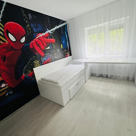 The White Pearl Apartment Oradea Exterior photo