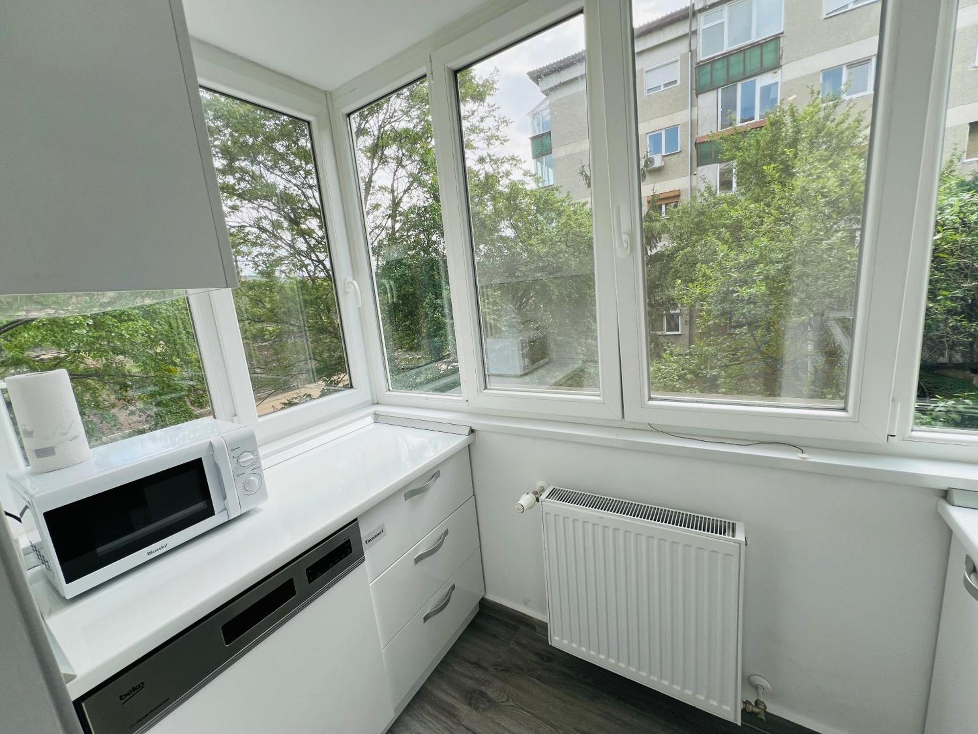 The White Pearl Apartment Oradea Exterior photo